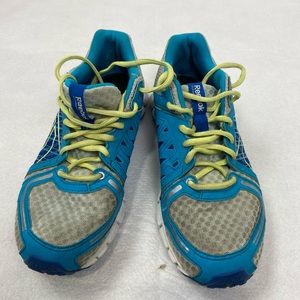Reebok running shoe women’s size 8